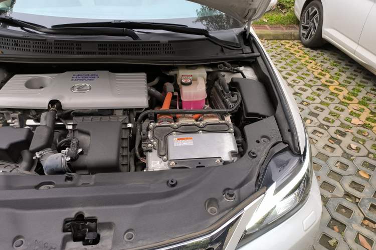 Used Lexus CT 2020 CT200h Comfort Edition Monochrome Engine Bay Left