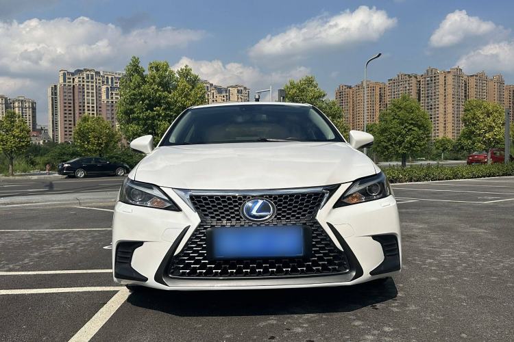 Used Lexus CT 2020 CT200h Comfort Edition Monochrome Exterior 4