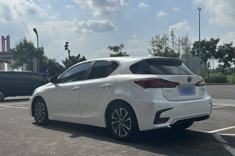 Used Lexus CT 2020 CT200h Comfort Edition Monochrome Exterior 7