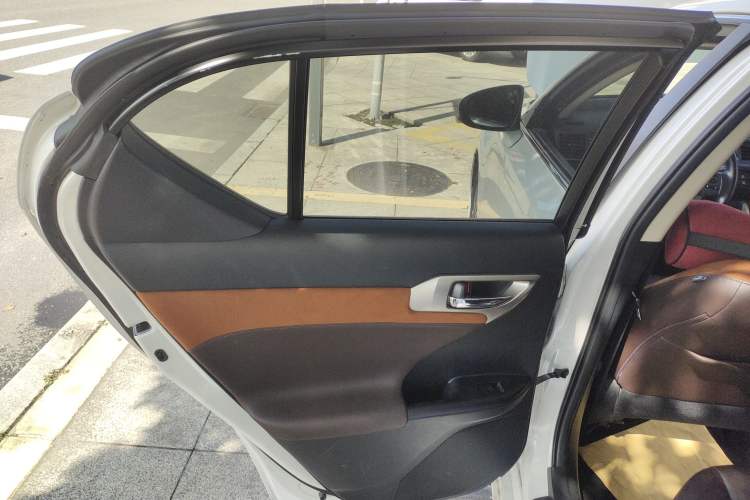 Used Lexus CT 2020 CT200h Comfort Edition Monochrome Interior 5
