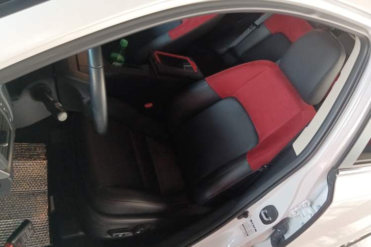Used Lexus CT 2020 CT200h Comfort Edition Monochrome Left Front Seat