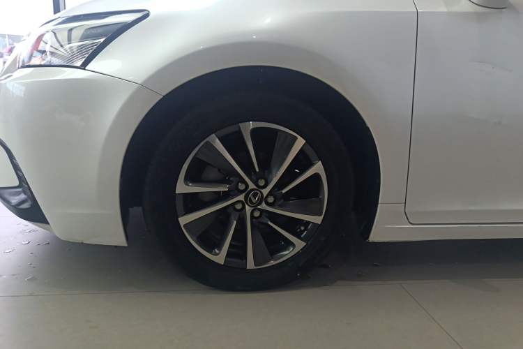 Used Lexus CT 2020 CT200h Comfort Edition Monochrome Left Front Wheel Hub