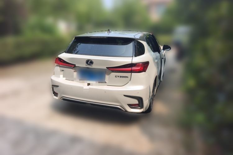 Used Lexus CT 2020 CT200h Comfort Edition Two-Tone Rear Right 45 Deg