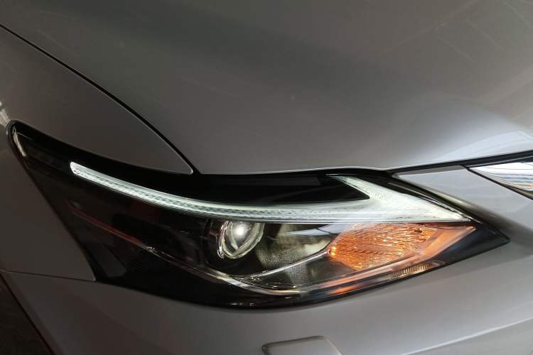 Used Lexus CT 2020 CT200h Comfort Edition Monochrome Right Front Headlight