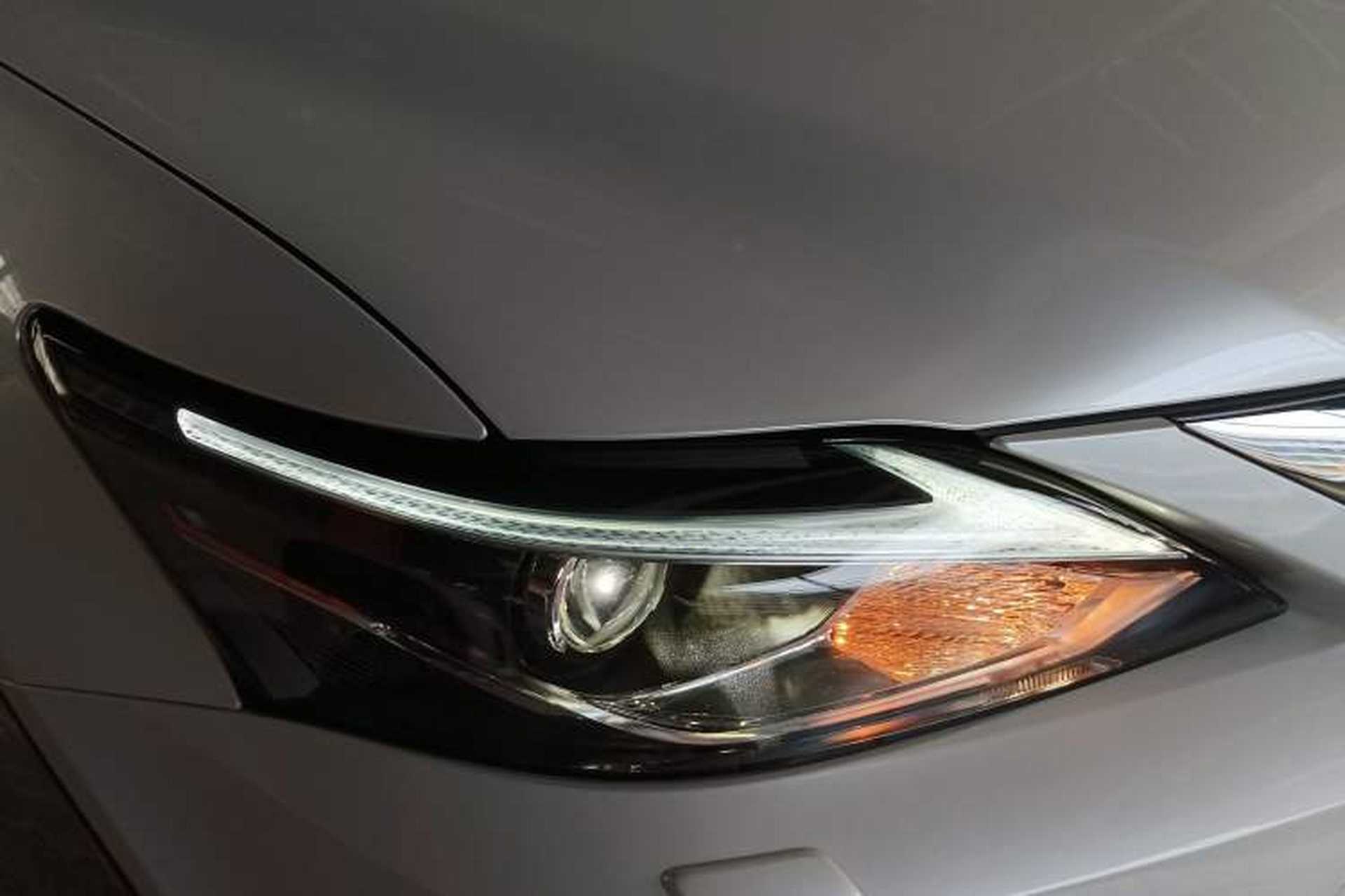 Used Lexus CT 2020 CT200h Comfort Edition Monochrome Right Front Headlight