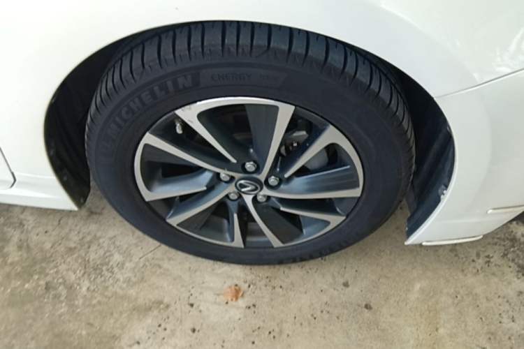 Used Lexus CT 2020 CT200h Elite Edition Monochrome Right Front Wheel Hub