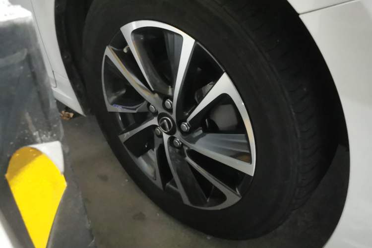 Used Lexus CT 2020 CT200h Comfort Edition Monochrome Right Front Wheel Hub