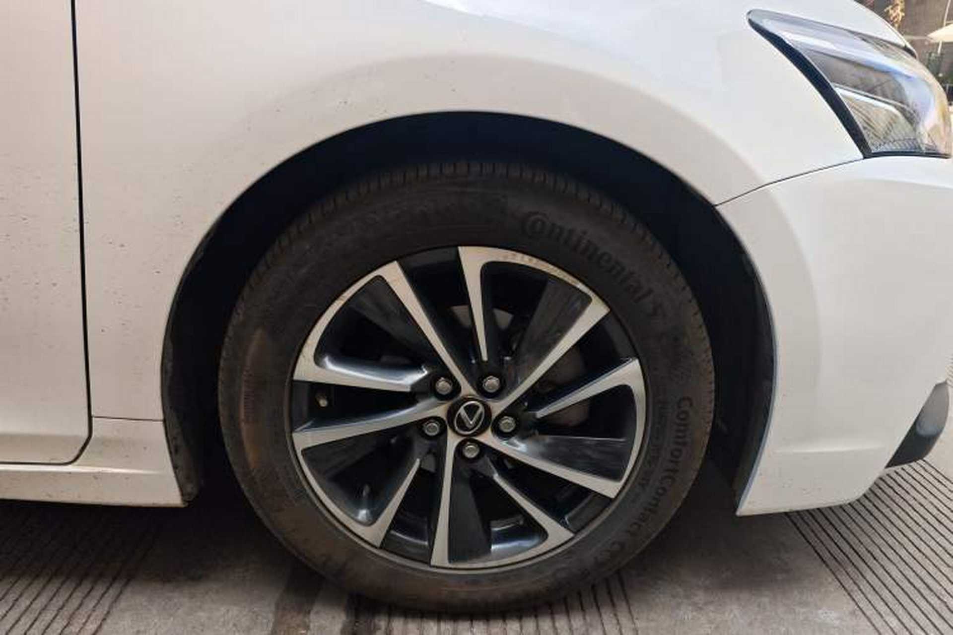 Used Lexus CT 2020 CT200h Comfort Edition Monochrome Right Front Wheel Hub