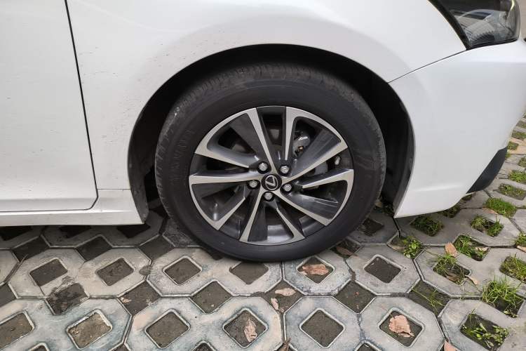 Used Lexus CT 2020 CT200h Comfort Edition Monochrome Right Front Wheel Hub