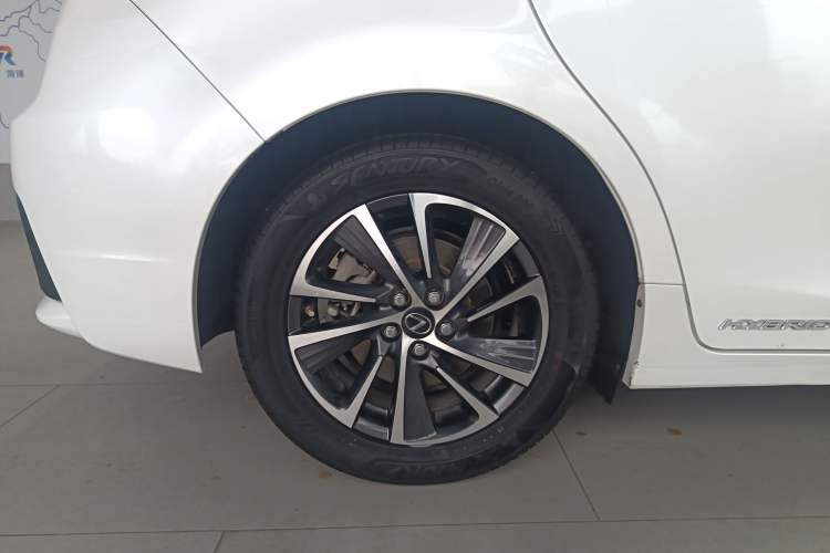 Used Lexus CT 2020 CT200h Comfort Edition Monochrome Right Rear Wheel Hub