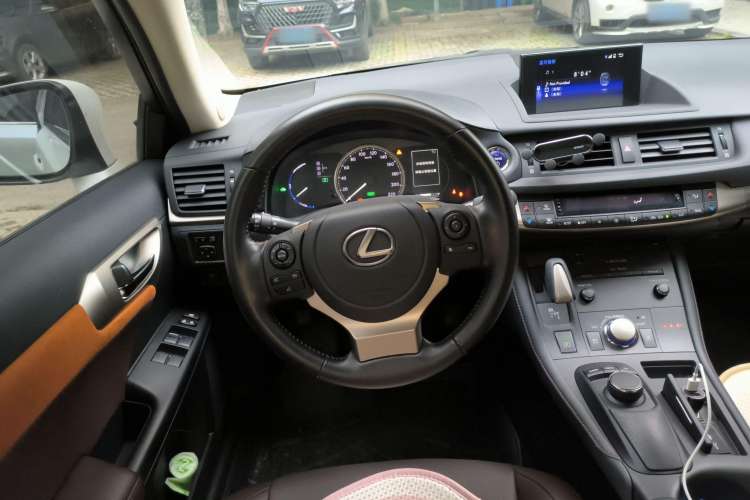Used Lexus CT 2020 CT200h Comfort Edition Monochrome Steering Wheel