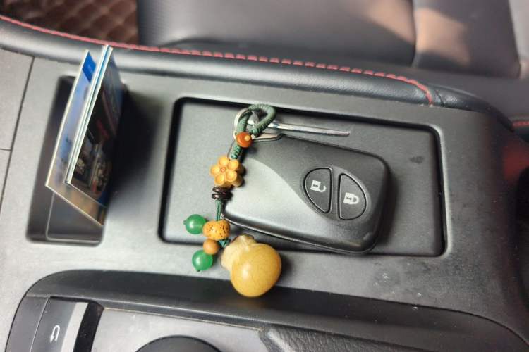 Used Lexus CT 2020 CT200h Comfort Edition Two-Tone Vehicle Key