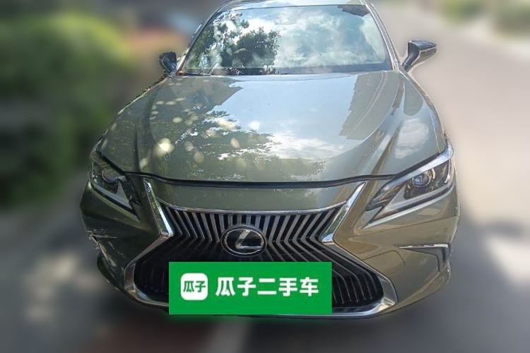 Used Lexus ES 2018 200 Luxury Edition China V Standard Exterior 1