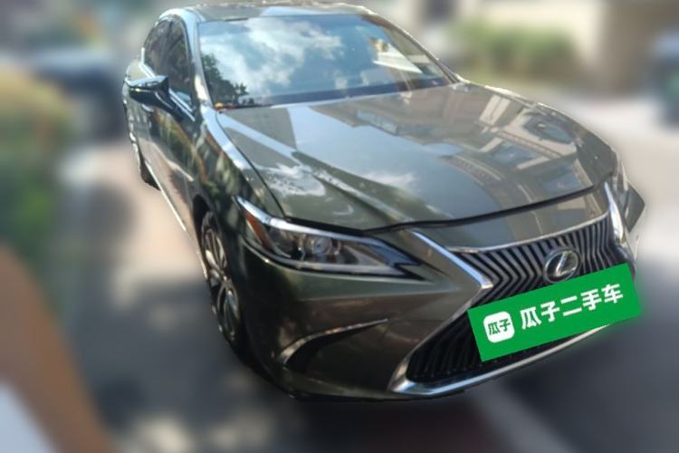 Used Lexus ES 2018 200 Luxury Edition China V Standard Exterior 2
