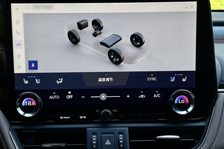 Used Lexus ES 2025 300h Deluxe Edition Interior 10