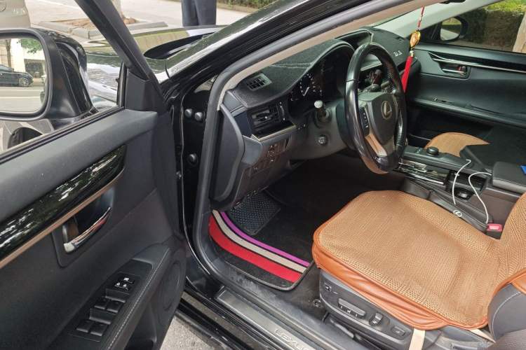 Used Lexus ES 2005 330 Driver Seat