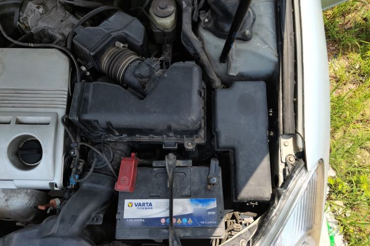 Used Lexus ES 2005 330 Engine Bay Left