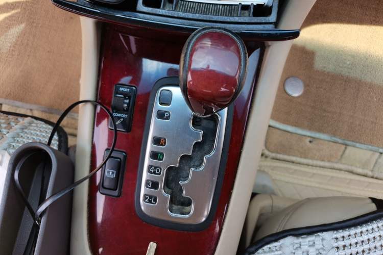 Used Lexus ES 2005 330 Gear Lever