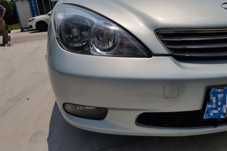 Used Lexus ES 2005 330 Right Front Headlight