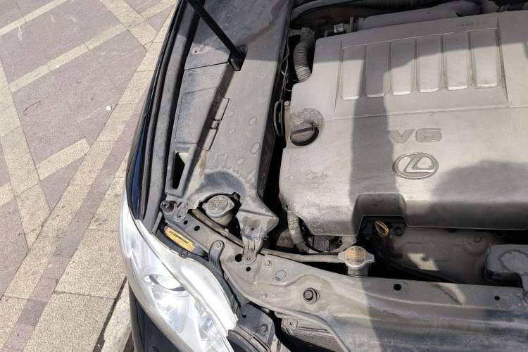 Used Lexus ES 2006 350 Engine Bay Right