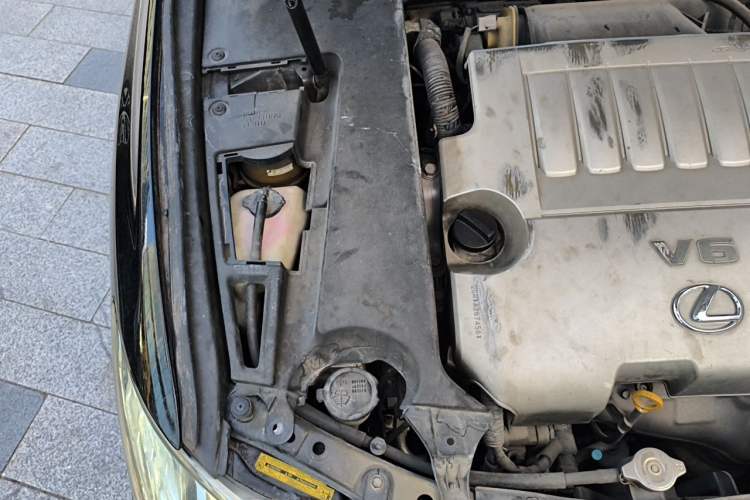 Used Lexus ES 2006 350 Luxury Edition Engine Bay Right