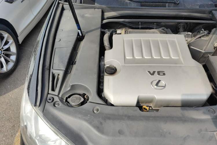 Used Lexus ES 2006 350 Luxury Edition Engine Bay Right