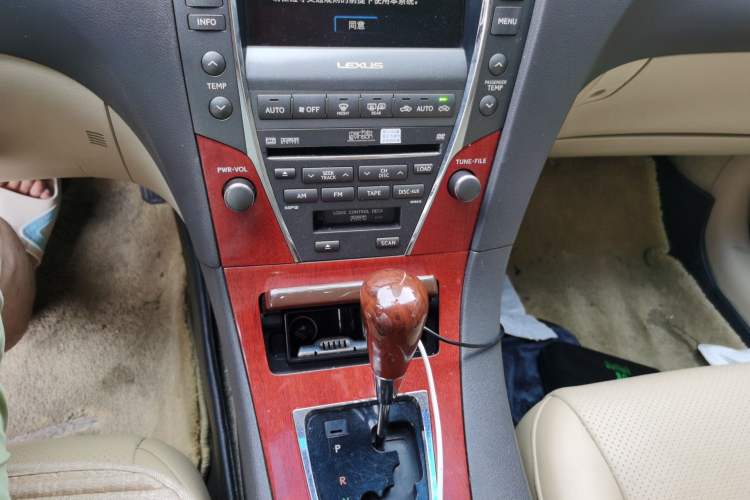 Used Lexus ES 2006 350 Gear Lever