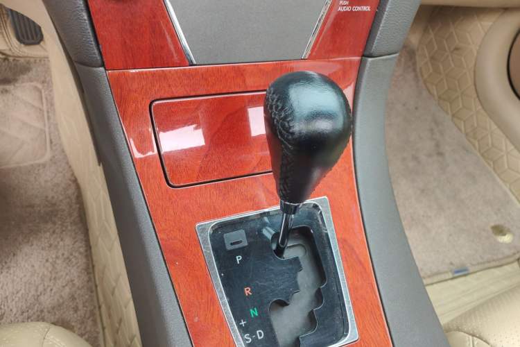 Used Lexus ES 2006 350 Gear Lever