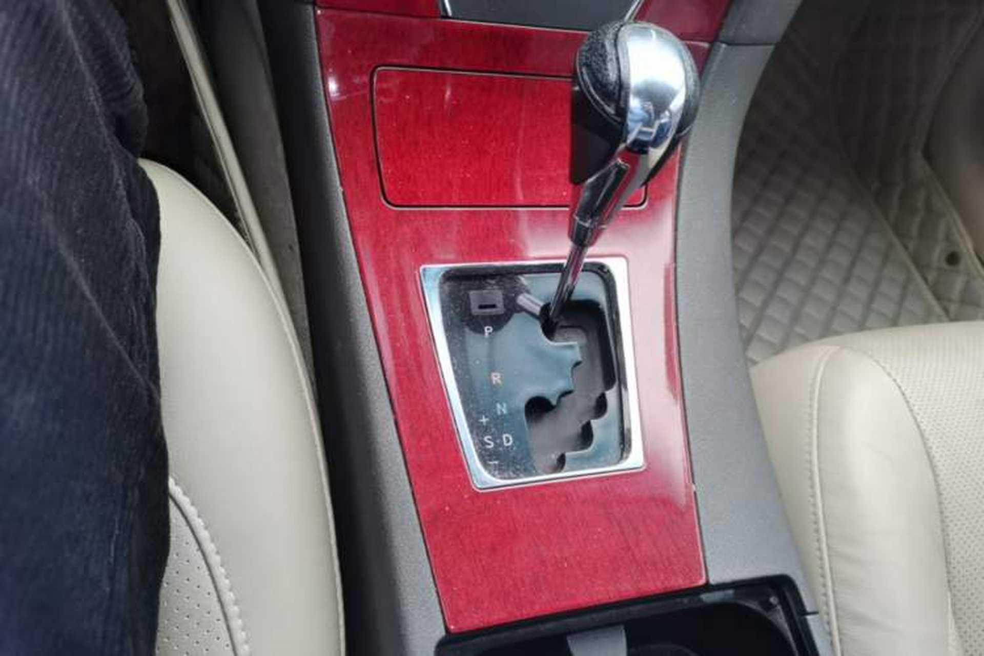 Used Lexus ES 2006 350 Gear Lever