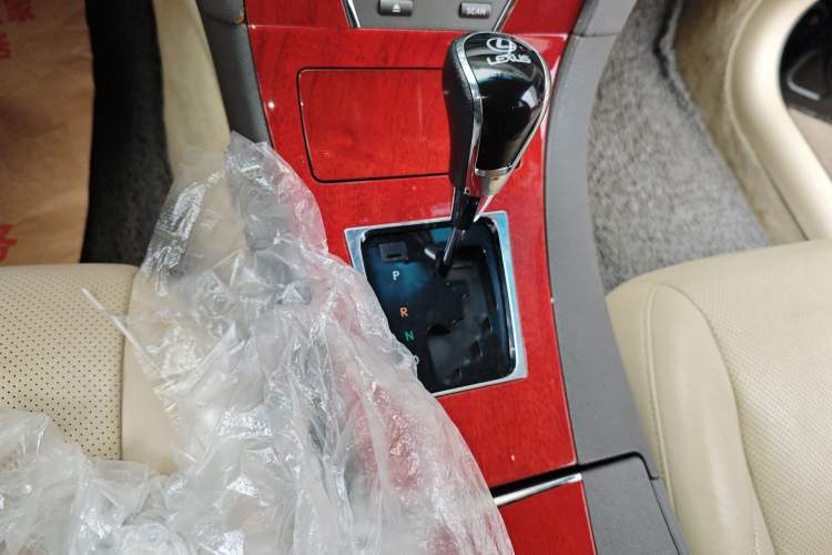Used Lexus ES 2006 350 Luxury Edition Gear Lever