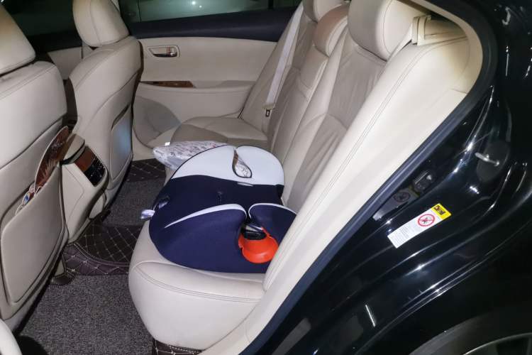 Used Lexus ES 2006 350 Luxury Edition Left Rear Seat