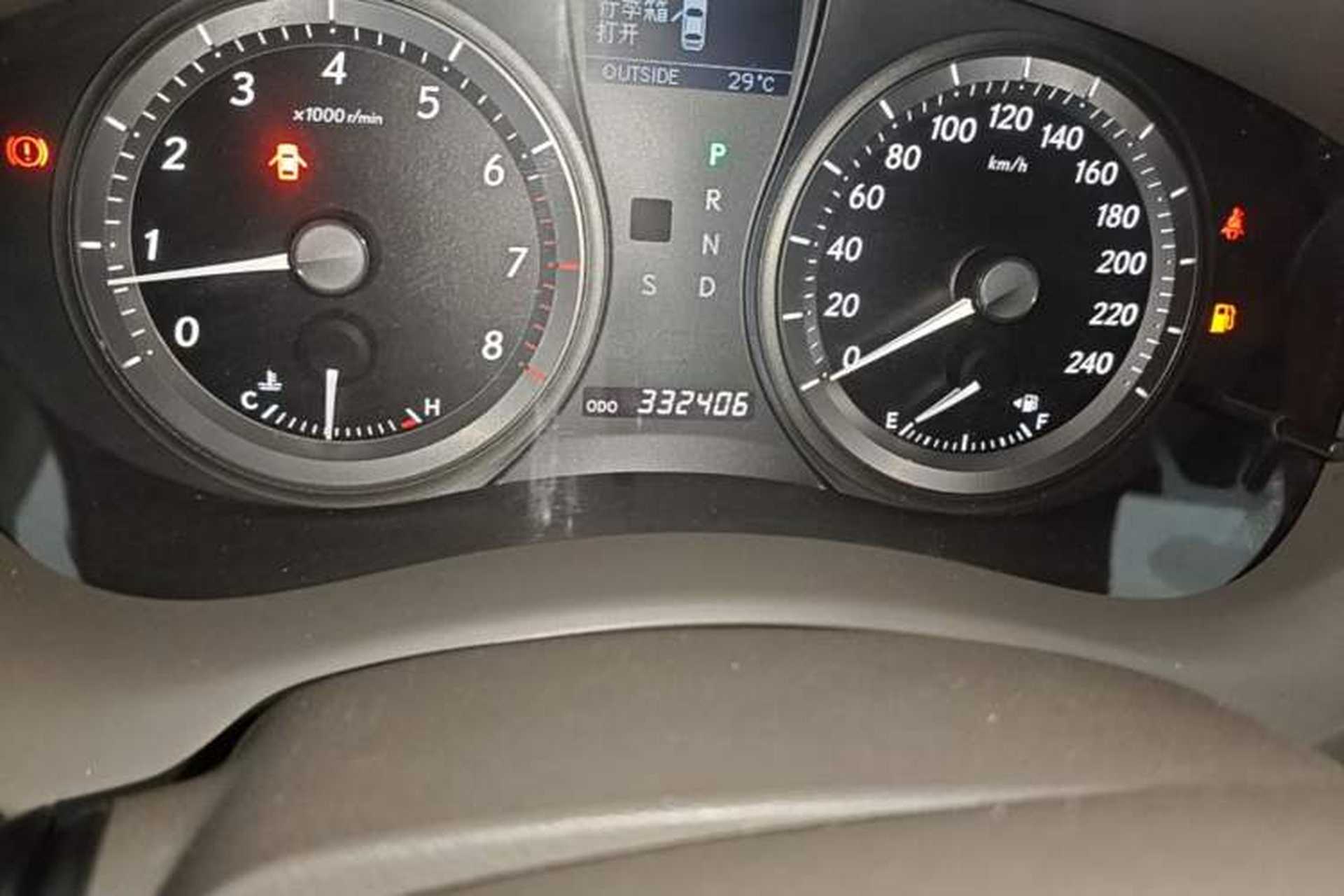 Used Lexus ES 2006 350 Luxury Edition Odometer Close Up