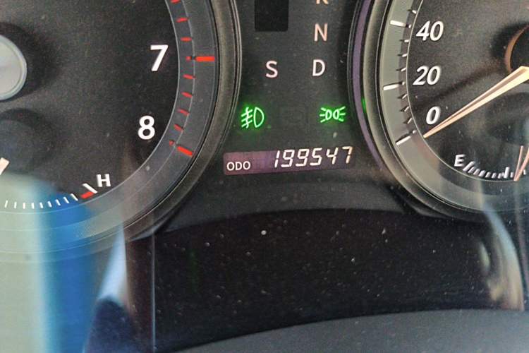 Used Lexus ES 2006 350 Luxury Edition Odometer Close Up