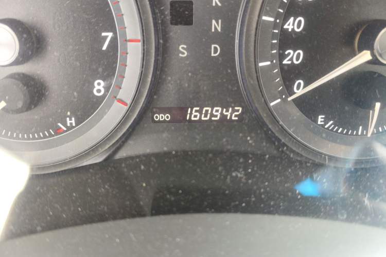 Used Lexus ES 2006 350 Luxury Edition Odometer Close Up