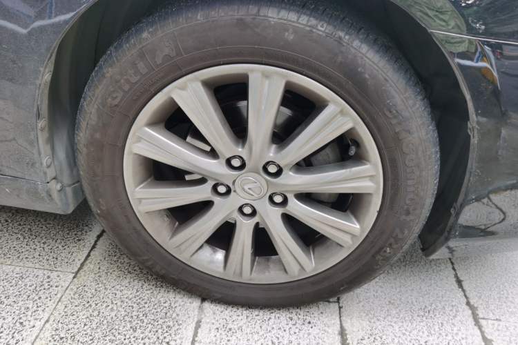 Used Lexus ES 2006 350 Right Front Wheel Hub