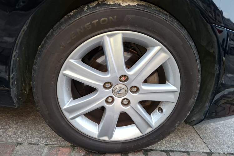 Used Lexus ES 2006 350 Right Front Wheel Hub