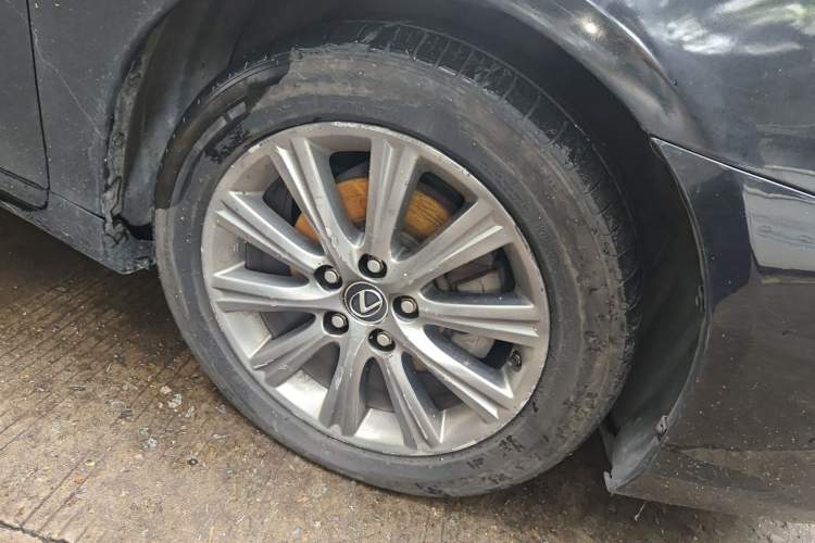 Used Lexus ES 2006 350 Luxury Edition Right Front Wheel Hub