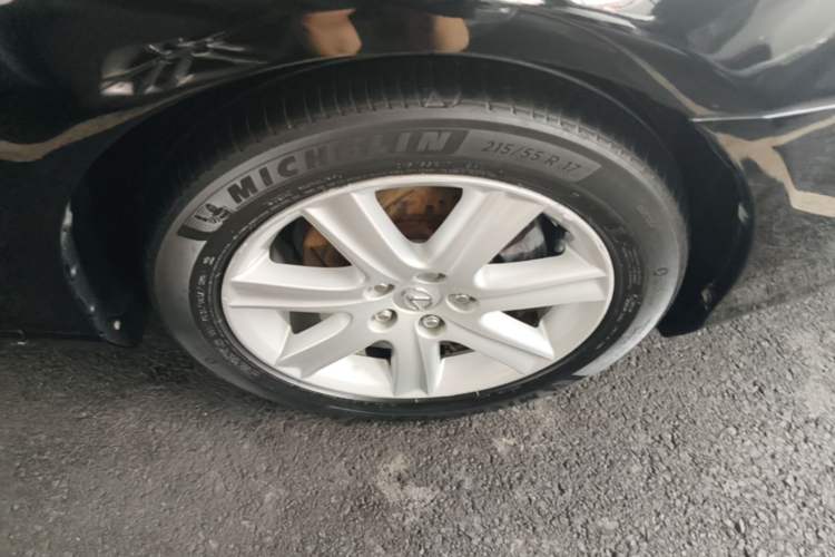 Used Lexus ES 2006 350 Right Front Wheel Hub