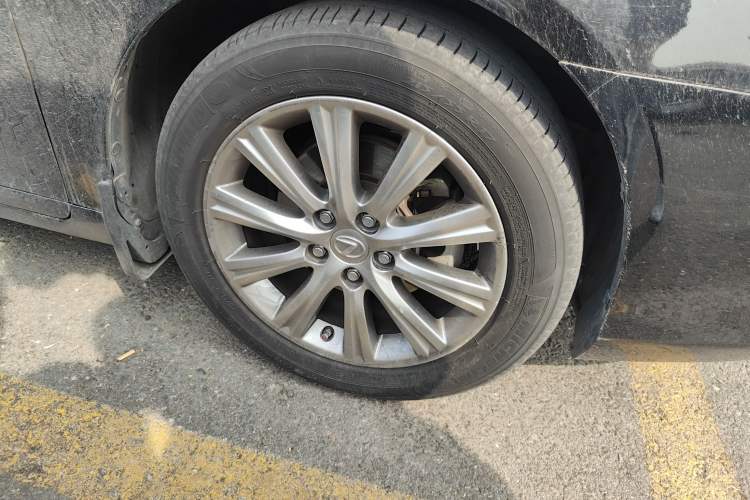 Used Lexus ES 2006 350 Luxury Edition Right Front Wheel Hub