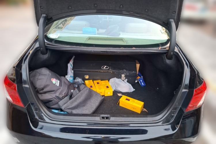 Used Lexus ES 2006 350 Trunk