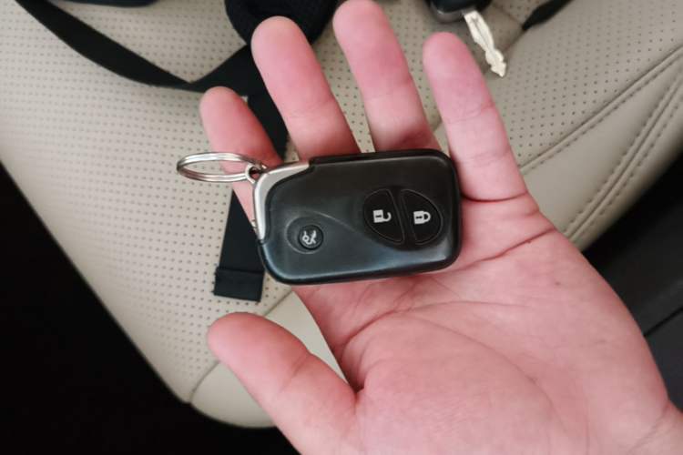 Used Lexus ES 2006 350 Vehicle Key