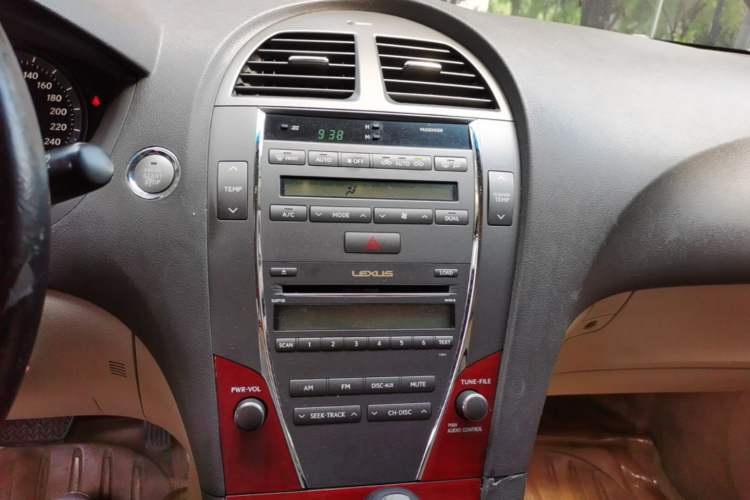 Used Lexus ES 2006 350 Audio And AC Panel