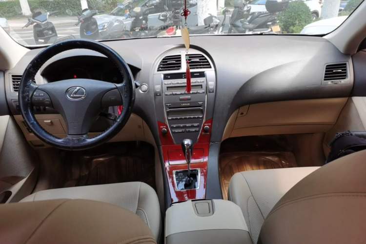 Used Lexus ES 2006 350 Center Console