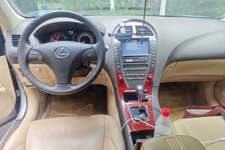 Used Lexus ES 2006 350 Center Console