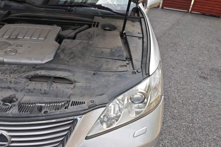 Used Lexus ES 2006 350 Luxury Edition Engine Bay Left