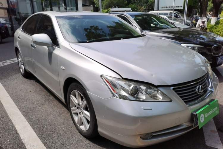 Used Lexus ES 2006 350 Front Right 45 Deg