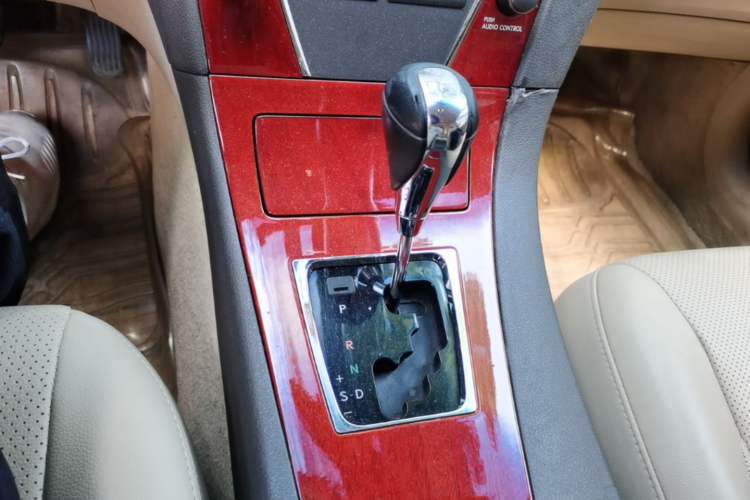Used Lexus ES 2006 350 Gear Lever