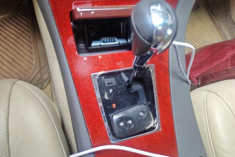 Used Lexus ES 2006 350 Gear Lever