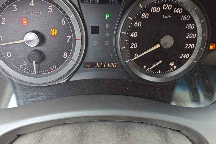 Used Lexus ES 2006 350 Luxury Edition Odometer Close Up