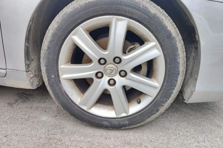 Used Lexus ES 2006 350 Right Front Wheel Hub
